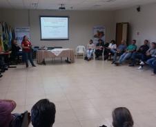 Secretarias envolvidas com o Programa Estadual Leite das Crianças reúnem-se no NRE de Laranjeiras do Sul