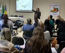 Prova Paraná Fluência - NRE de Laranjeiras do Sul realiza formação técnica