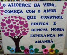 Homenagem Especial pra quem cuida de mim