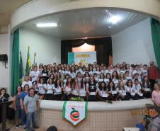 Colégio Laranjeiras homenageia destaques de 2019