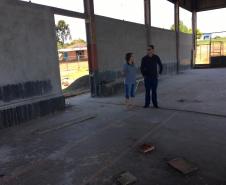 Colégios de Espigão Alto do Iguaçu recebem a visita do Chefe do Núcleo de Educação
