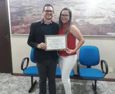 Medalha de Honraria Pedro Alzide Giraldi é concedida ao Chefe do NRE de Laranjeiras do Sul 