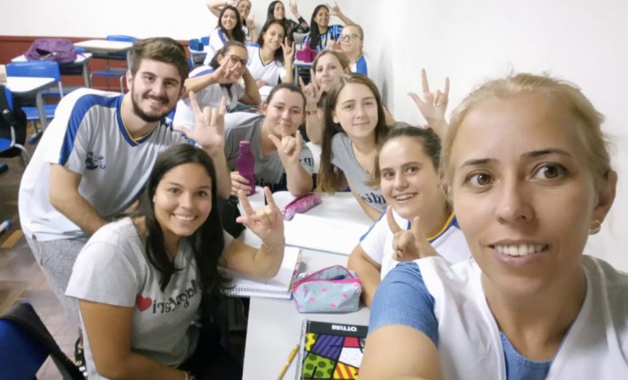 Atividades Práticas do Celem de  Libras