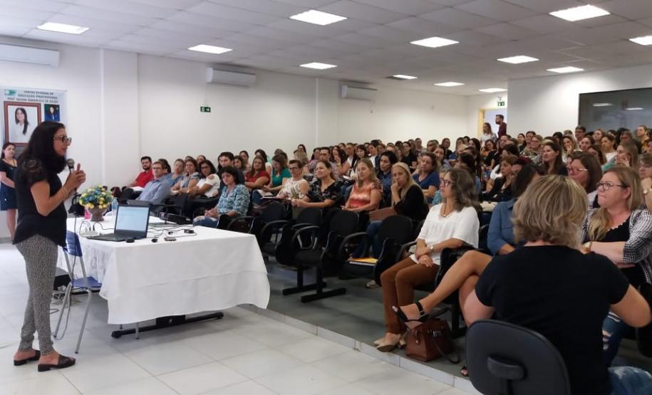 ADAPTAÇÃO CURRICULAR