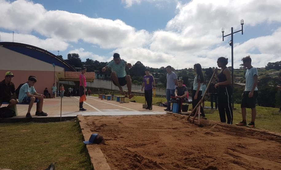 4º Festival de Atletismo - CE Professora Elenir Linke