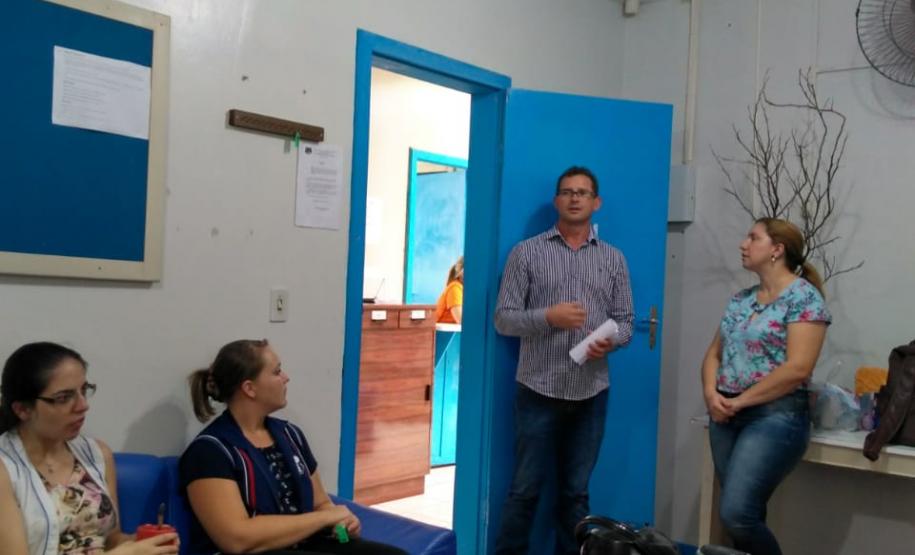 Escolas Municipais recebem visita do Chefe do NRE