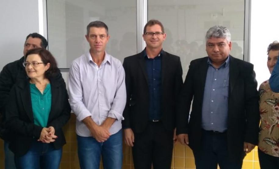 Com a participação da Chefia do NRE, o Município de Cantagalo inaugura mais uma obra na área da Educação