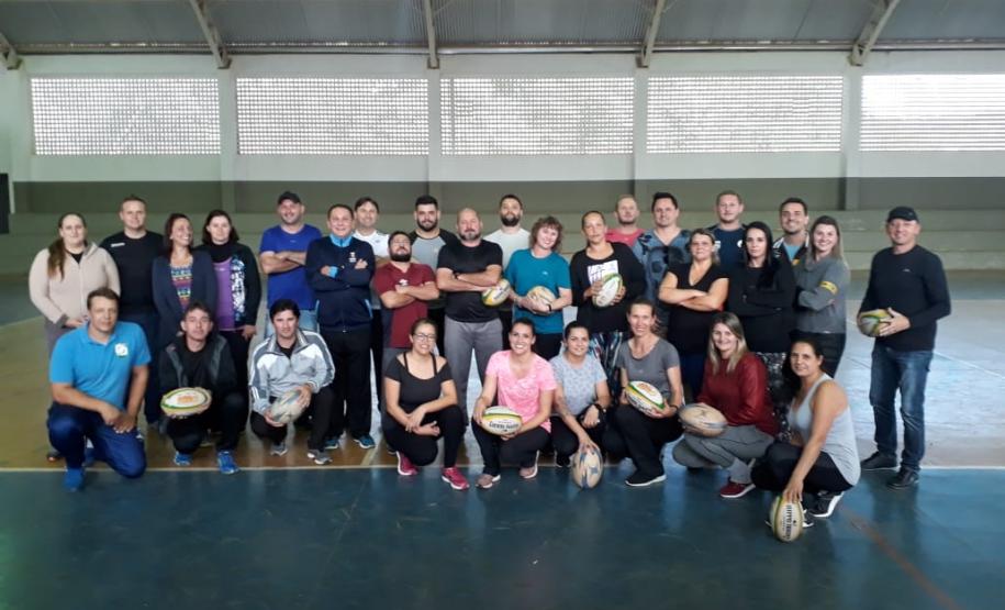 Professores de Educação Física participam de Oficina de Rugby