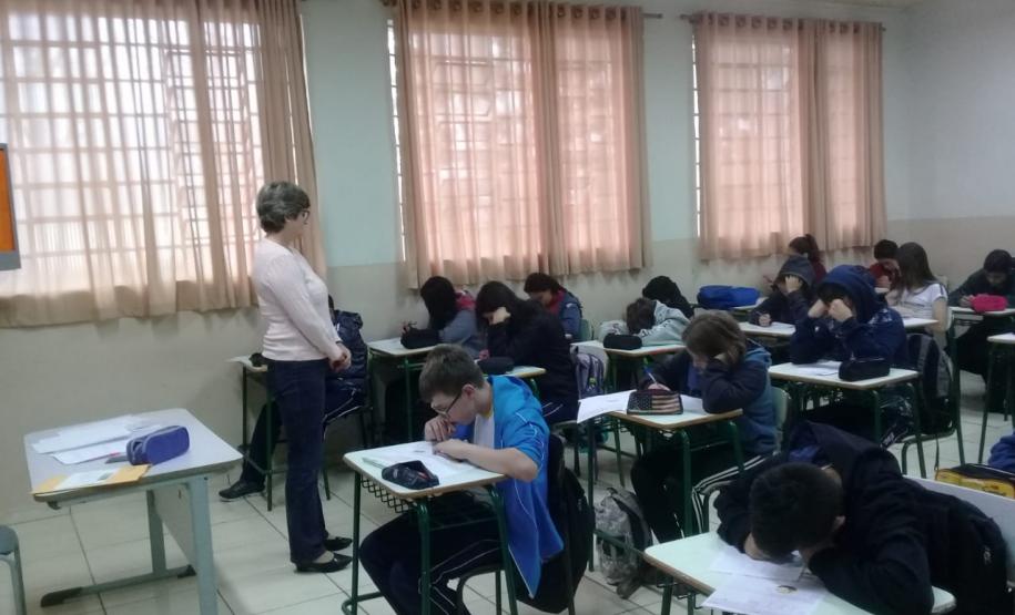 Escolas do NRE de Laranjeiras do Sul estão aplicando hoje as Provas da Olimpíada Brasileira de Matemática