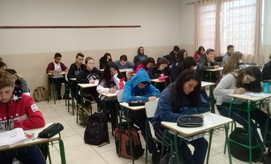 Escolas do NRE de Laranjeiras do Sul estão aplicando hoje as Provas da Olimpíada Brasileira de Matemática