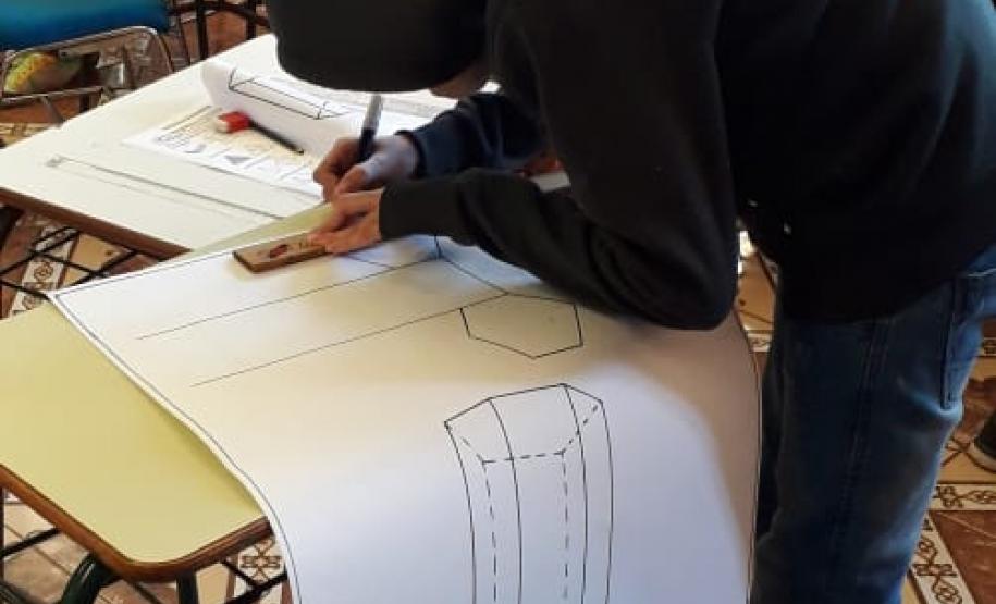 Colégios do Núcleo Regional de Educação de Laranjeiras do Sul já estão se preparando para a Prova Paraná Colégios do Núcleo Regional de Educação de Laranjeiras do Sul já estão se preparando para a Prova Paraná