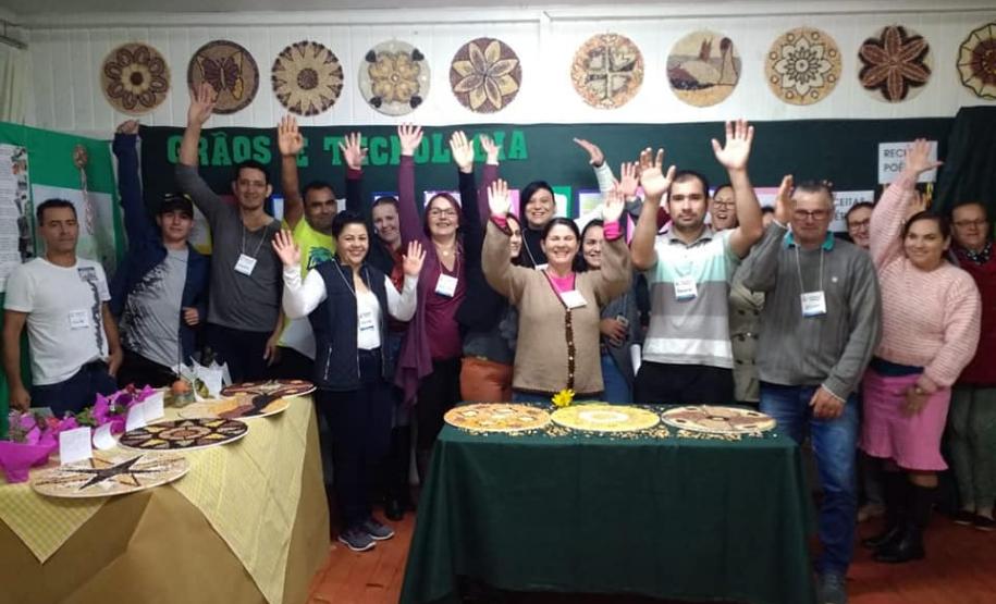 CEEBJA de Quedas do Iguaçu realiza o seu Dia da Tecnologia e Aprendizagem Criativa na Escola CEEBJA de Quedas do Iguaçu realiza o seu Dia da Tecnologia e Aprendizagem Criativa na Escola