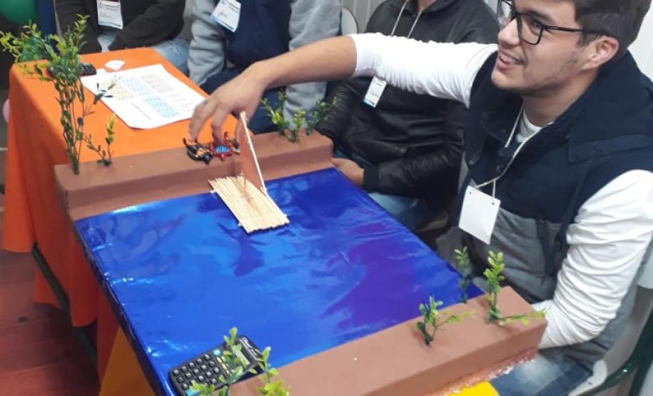 CEEBJA de Quedas do Iguaçu realiza o seu Dia da Tecnologia e Aprendizagem Criativa na Escola CEEBJA de Quedas do Iguaçu realiza o seu Dia da Tecnologia e Aprendizagem Criativa na Escola