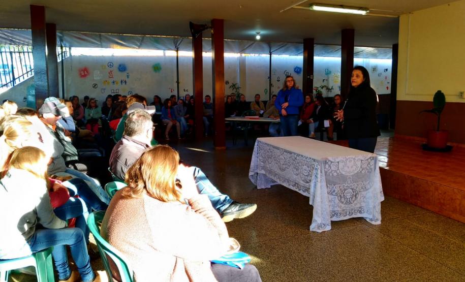 Pais De Alunos Do Colégio Estadual Eurico Dutra Recebem Informações Sobre A Prova Paraná