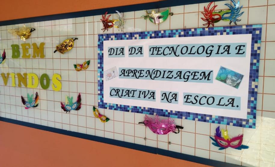 CE Rui Barbosa realiza o "Dia da Tecnologia e Aprendizagem Criativa" CE Rui Barbosa realiza o "Dia da Tecnologia e Aprendizagem Criativa"