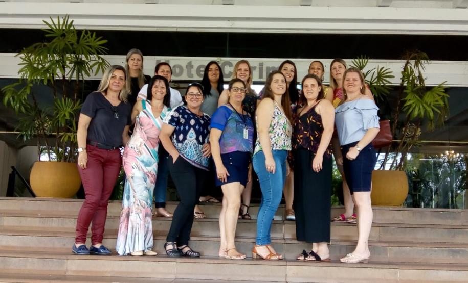 NRE de Laranjeiras do Sul e Secretarias Municipais de Educação participam de Encontro em Foz do Iguaçu NRE de Laranjeiras do Sul e Secretarias Municipais de Educação participam de Encontro em Foz do Iguaçu