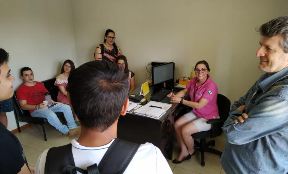 Núcleo de Educação recebeu a visita dos Vereadores Mirins de Laranjeiras do Sul