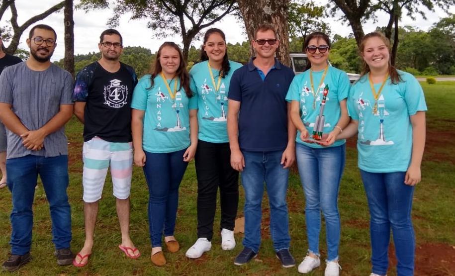Colégio Olavo Bilac está em festa pelo destaque na 13ª Mostra Brasileira de Foguetes
