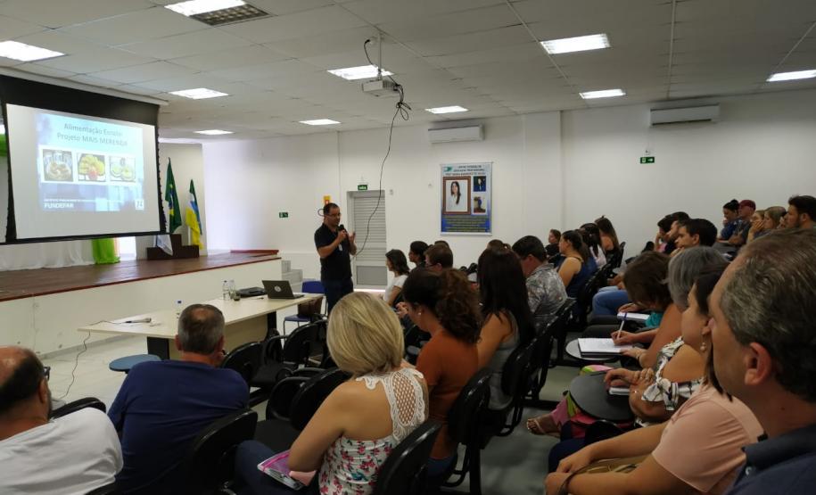 Gestores e responsáveis pelo Sistema da Alimentação Escolar participam de Reunião Gestores e responsáveis pelo Sistema da Alimentação Escolar participam de Reunião