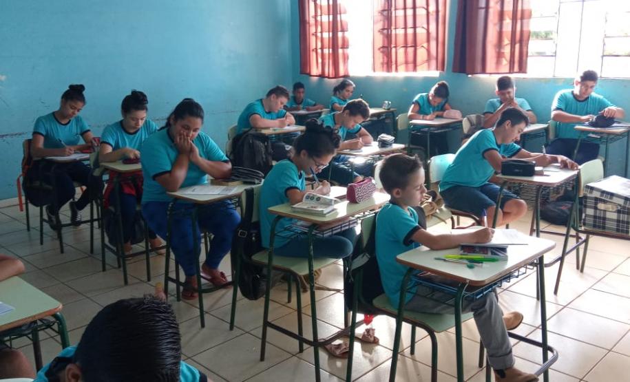 Alunos do Nre de Laranjeiras do Sul realizam nesta terça-feira a Prova Paraná