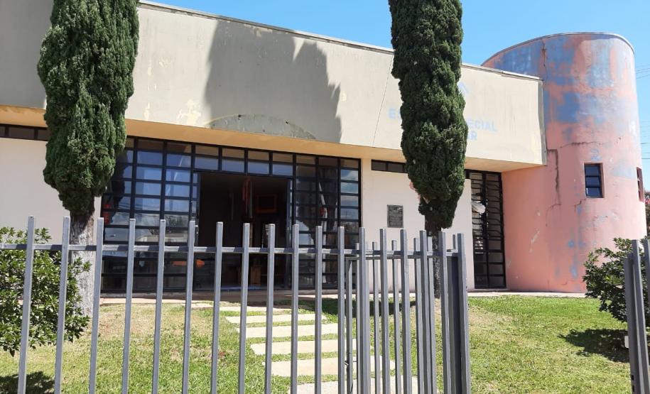 Projeto Comunidade Presente continua contemplando Escolas do NRE de Laranjeiras do Sul