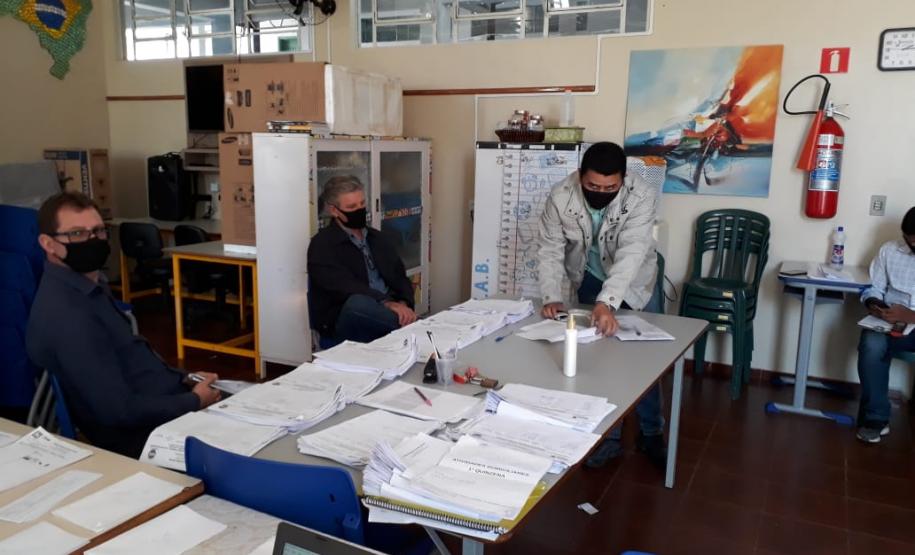 Colégio Arnaldo Busato realiza reunião de partida