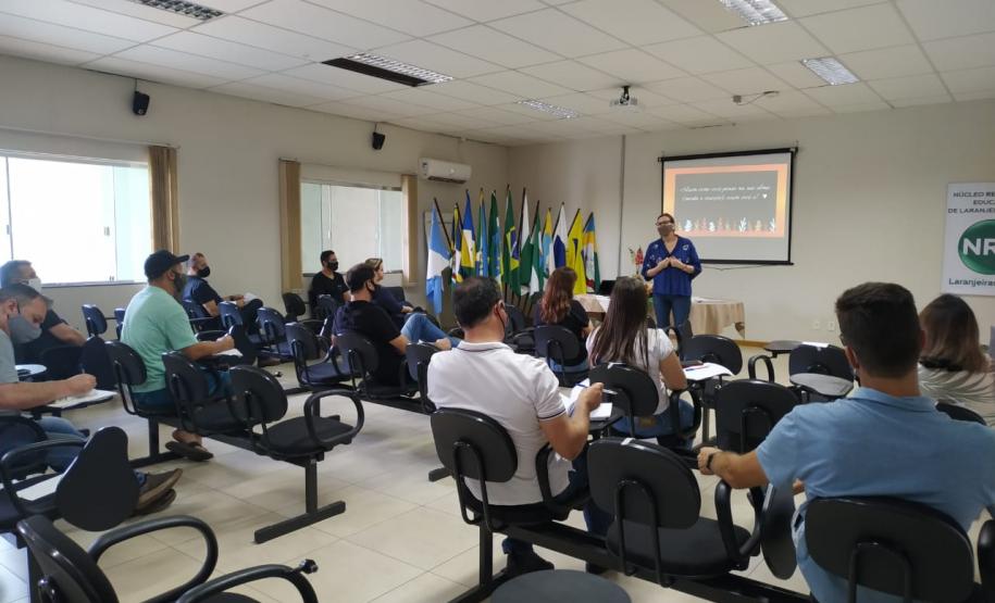 Calendário Escolar 2021 e demais assuntos pertinentes a Educação foram temas de Reuniões no NRE de Laranjeiras do Sul Calendário Escolar 2021 e demais assuntos pertinentes a Educação foram temas de Reuniões no NRE de Laranjeiras do Sul